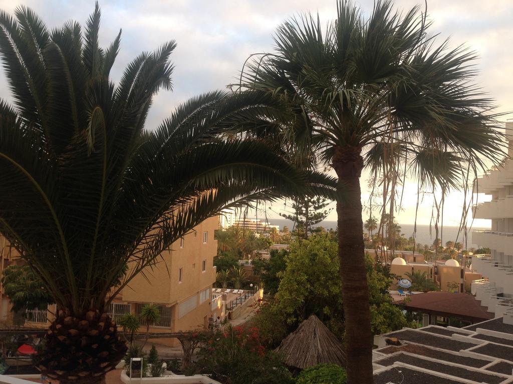 Apart Hotel Ponderosa Costa Adeje  ภายนอก รูปภาพ