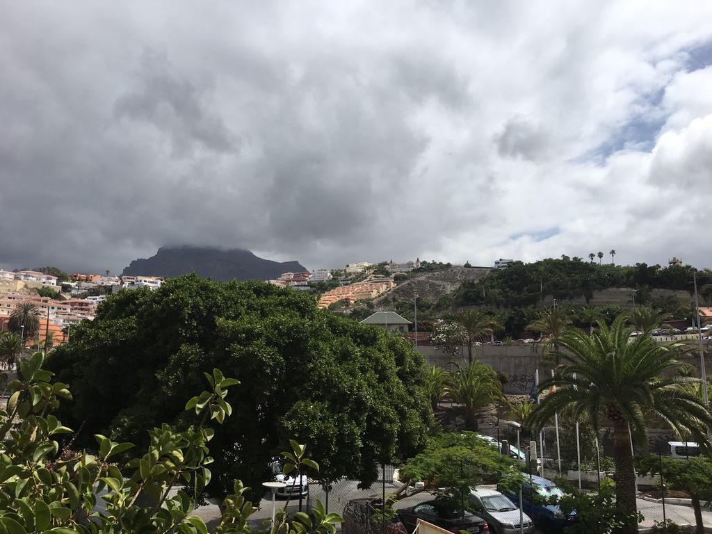 Apart Hotel Ponderosa Costa Adeje  ภายนอก รูปภาพ